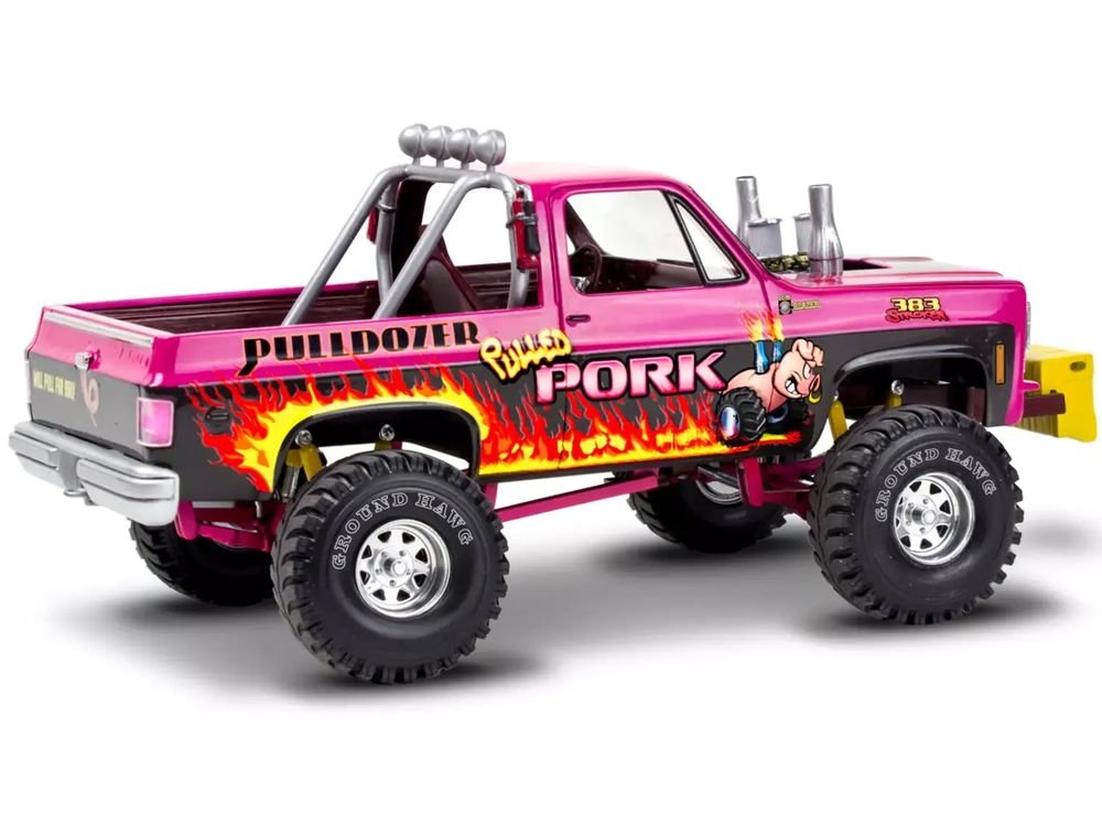 Level 4 Model Kit 1978 Chevrolet Blazer Pickup Truck "Pulled Pork Pulldozer" 1/24 Scale Model by Revell view 3