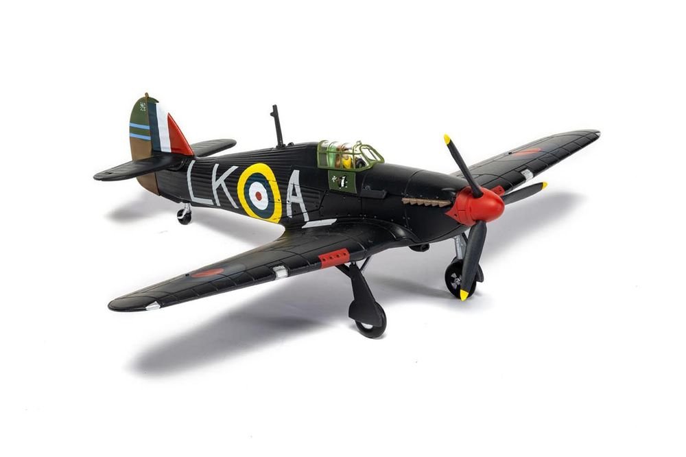 Hawker Hurricane Mk.I Fighter Aircraft "Sqn Ldr. Ian Richard 'Widge' Gleed No.87 Sqn Colerne" (1941) British Royal Air Force "The Aviation Archive" Series 1/72 Diecast Model by Corgi view 3