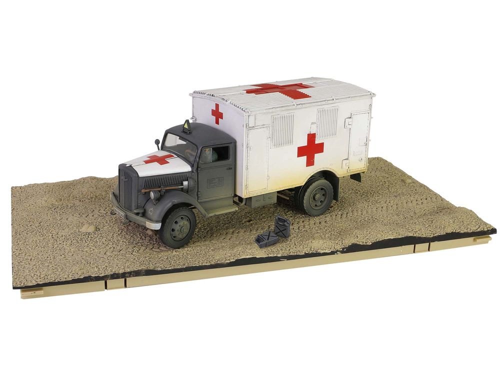 Opel-Blitz Kfz.305 Ambulance Gray and White (Weathered) "German Army" "Armoured Fighting Vehicle" Series 1/32 Diecast Model by Forces of Valor view 4
