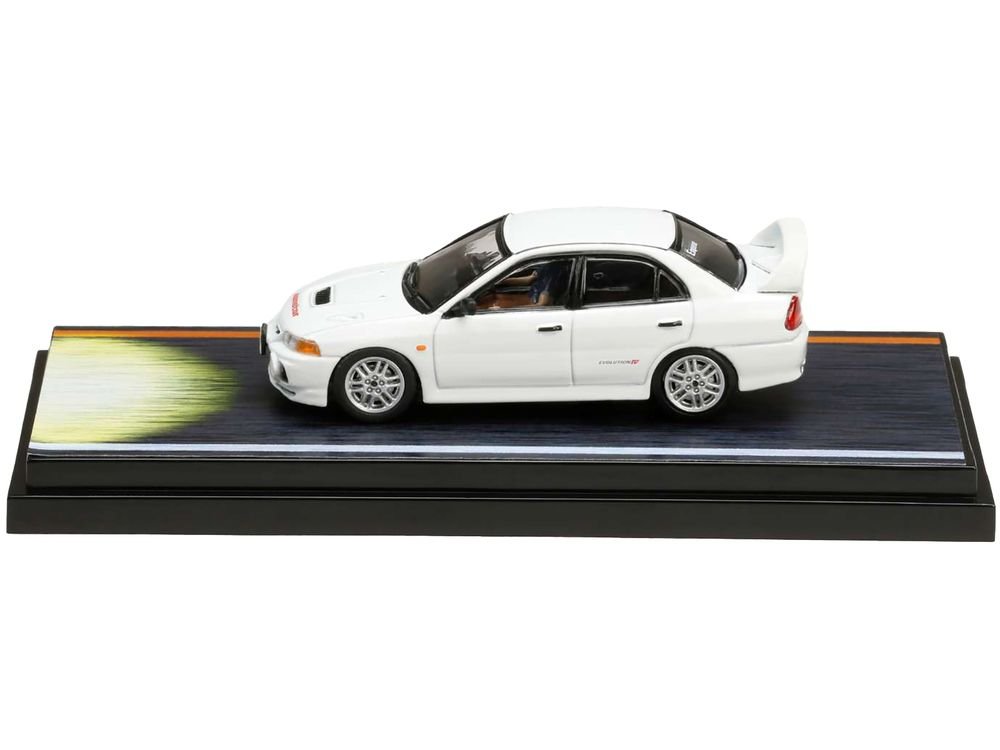 Mitsubishi Lancer RS Evolution IV RHD (Right Hand Drive) White "Monstar" with Seiji Iwaki Driver Figure "Initial D" (1995-2013) Manga 1/64 Diecast Model Car by Hobby Japan view 2
