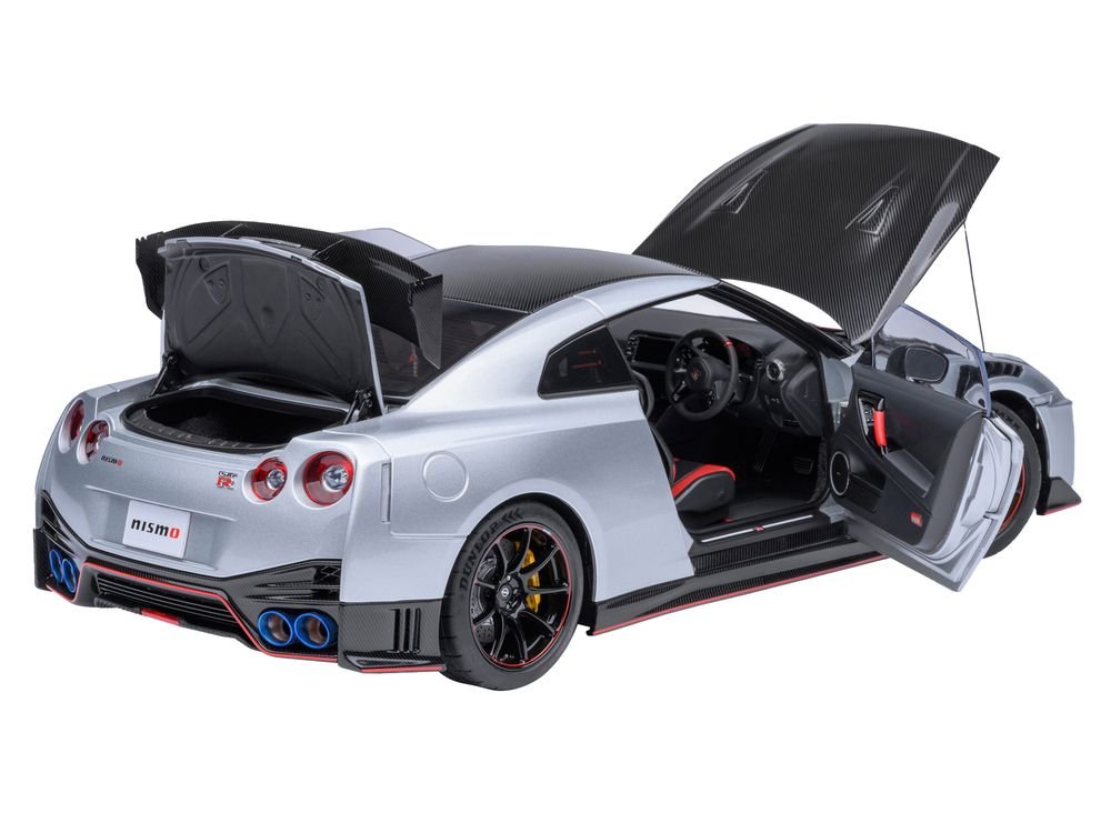 2022 Nissan GT-R (R35) Nismo Special Edition RHD (Right Hand Drive) Ultimate Metal Silver with Carbon Hood and Top 1/18 Model Car by Autoart view 2