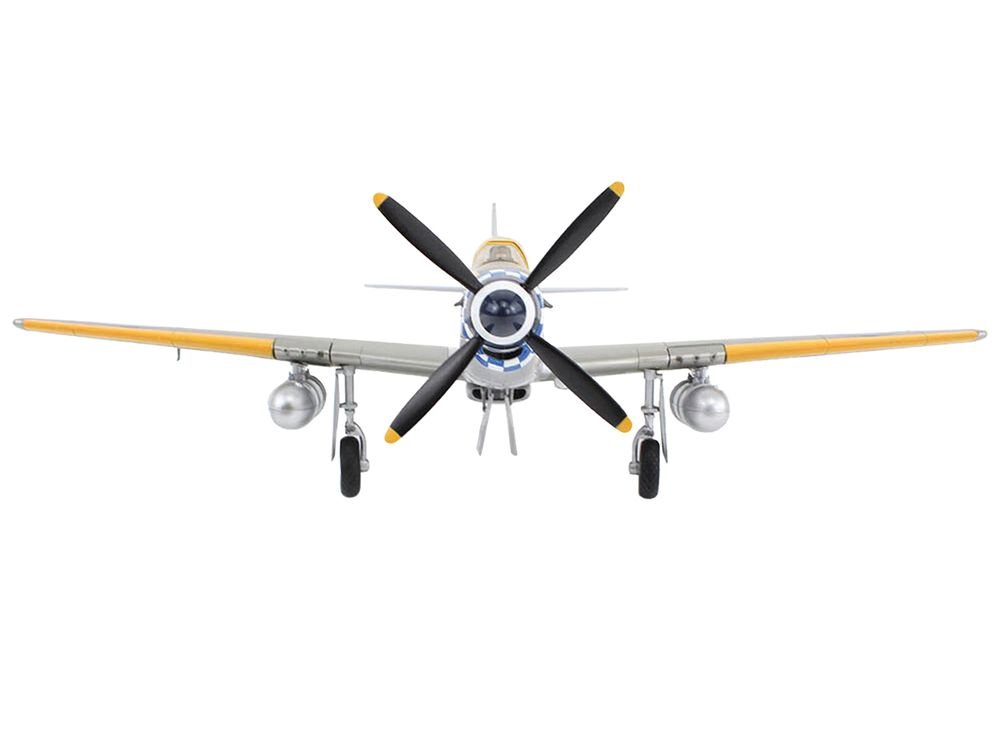 North American Mustang Mk.IV Fighter Aircraft "Flight Lieutenant Arthur S. 'Joe' Doley 19th Squadron" (1945) British Royal Air Force "Air Power Series" 1/48 Diecast Model by Hobby Master view 2