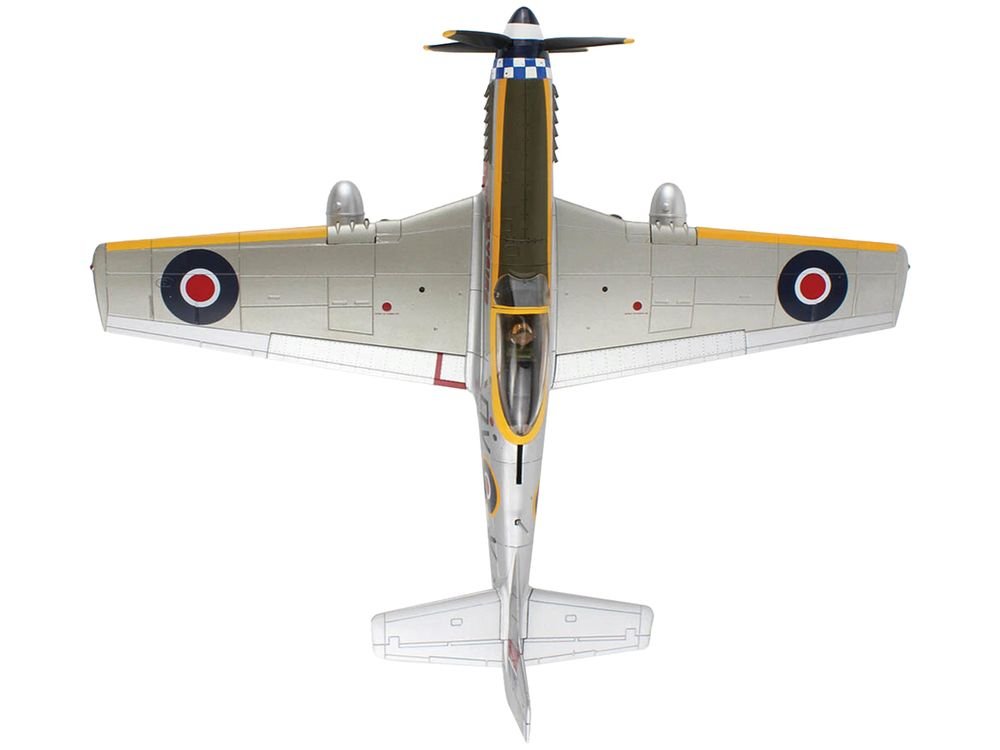 North American Mustang Mk.IV Fighter Aircraft "Flight Lieutenant Arthur S. 'Joe' Doley 19th Squadron" (1945) British Royal Air Force "Air Power Series" 1/48 Diecast Model by Hobby Master view 3