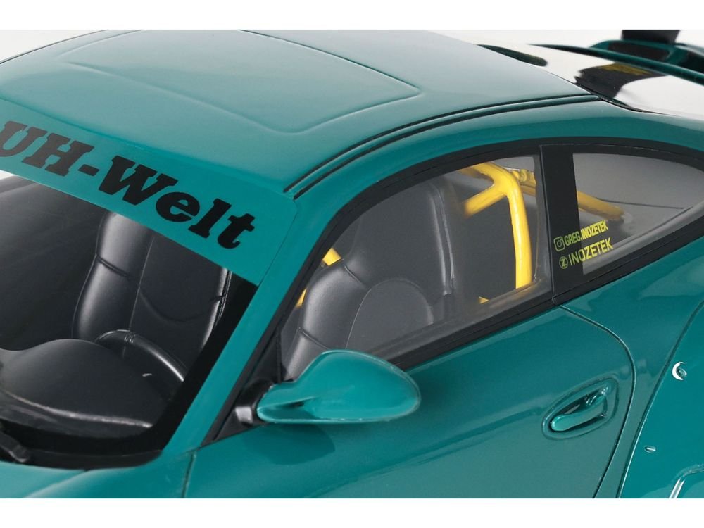 2021 RWB Bodykit "Syunkashuto" Green with Black Stripes 1/18 Model Car by GT Spirit view 3