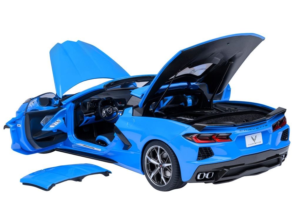 2020 Chevrolet Corvette C8 Stingray Rapid Blue 1/18 Model Car by Autoart view 2