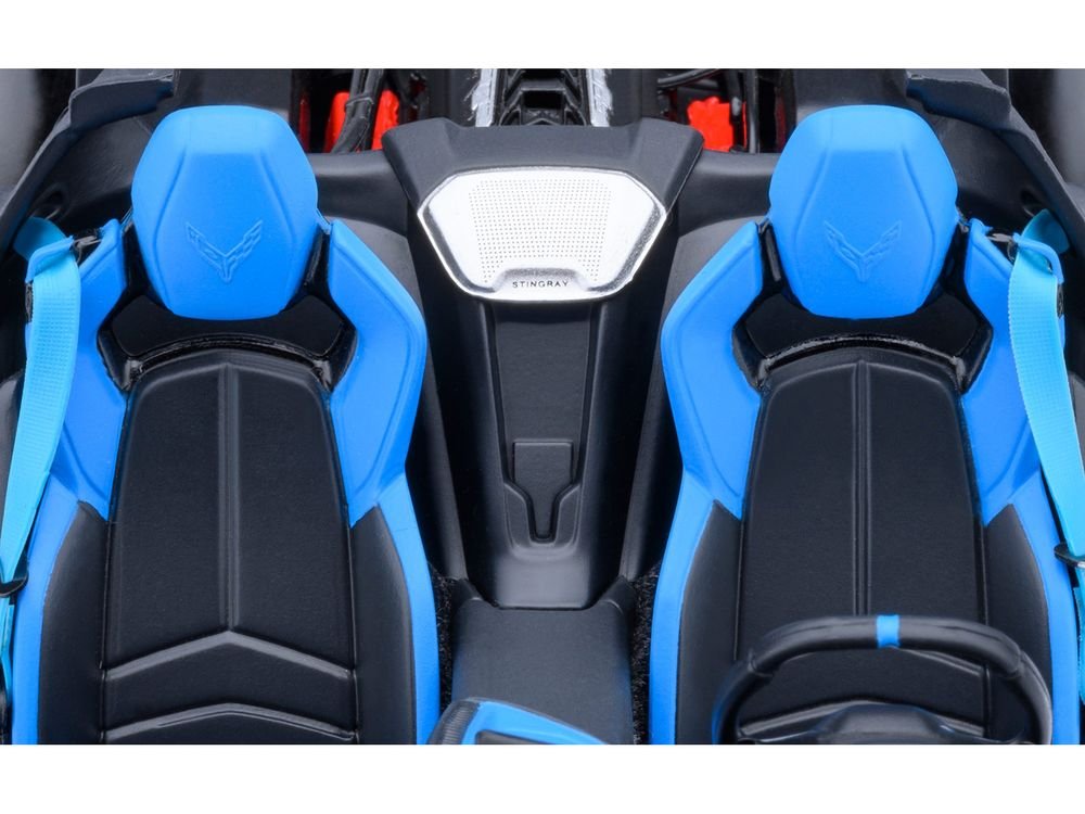 2020 Chevrolet Corvette C8 Stingray Rapid Blue 1/18 Model Car by Autoart view 3