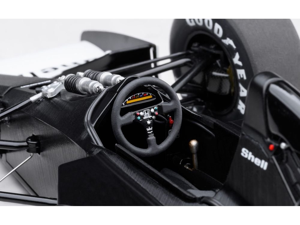 McLaren Honda MP4/6 #1 Ayrton Senna 2nd Place Formula One F1 Japanese GP (1991) (with McLaren Logo) 1/18 Model Car by Autoart view 3
