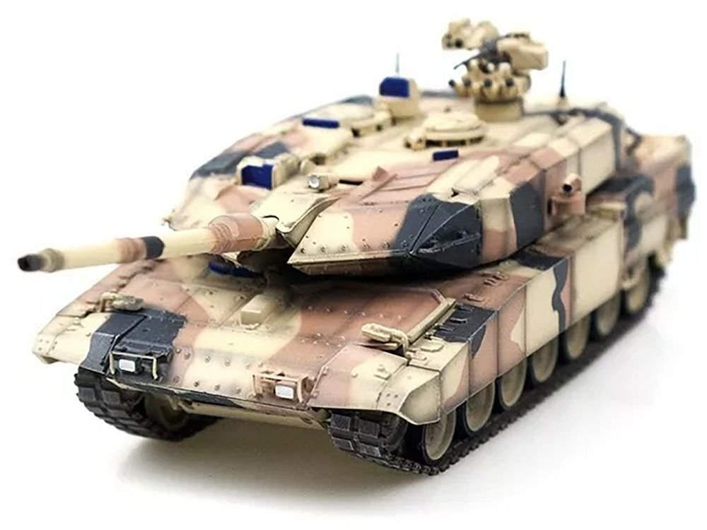 Leopard 2 A7+ Main Battle Tank "Desert Camouflage" German Army "Armor Premium" Series 1/72 Diecast Model by Panzerkampf view 4