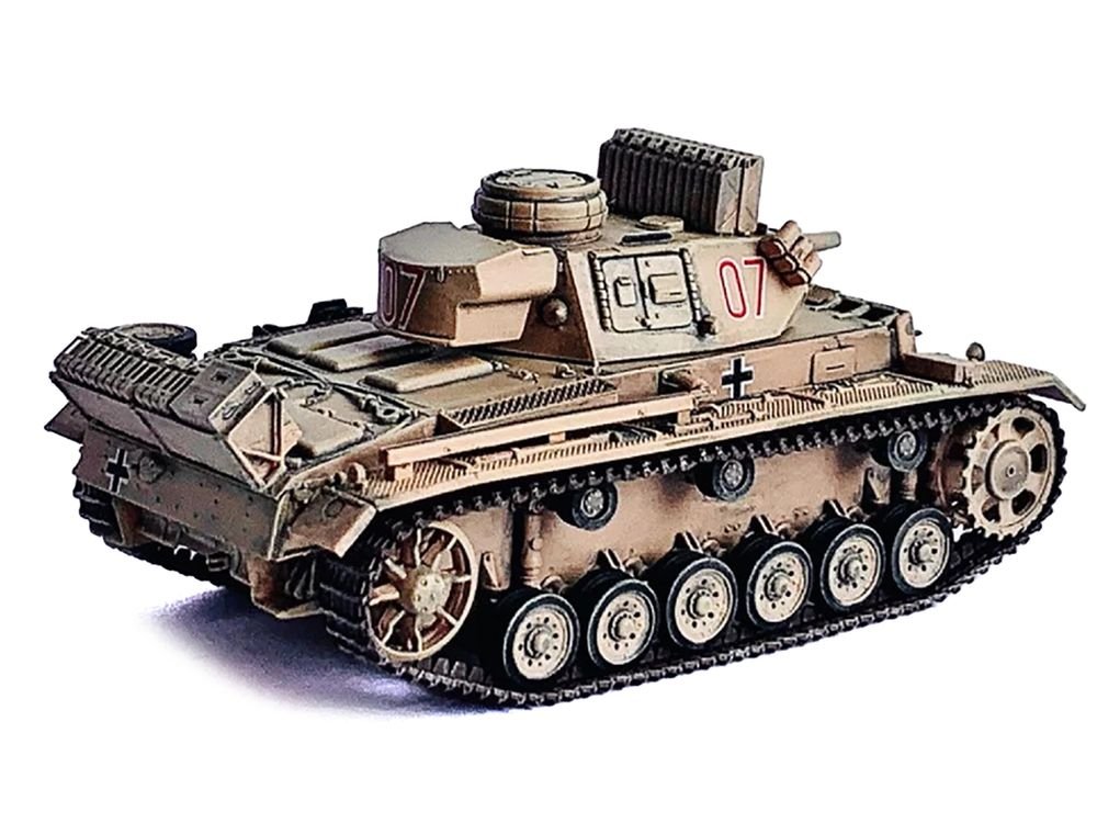 Germany Pz.Kpfw.III Ausf.N DAK Tank #07 "s.Pz.Abt.501 Tunisia" (1942/43) "NEO Dragon Armor" Series 1/72 Plastic Model by Dragon Models view 3