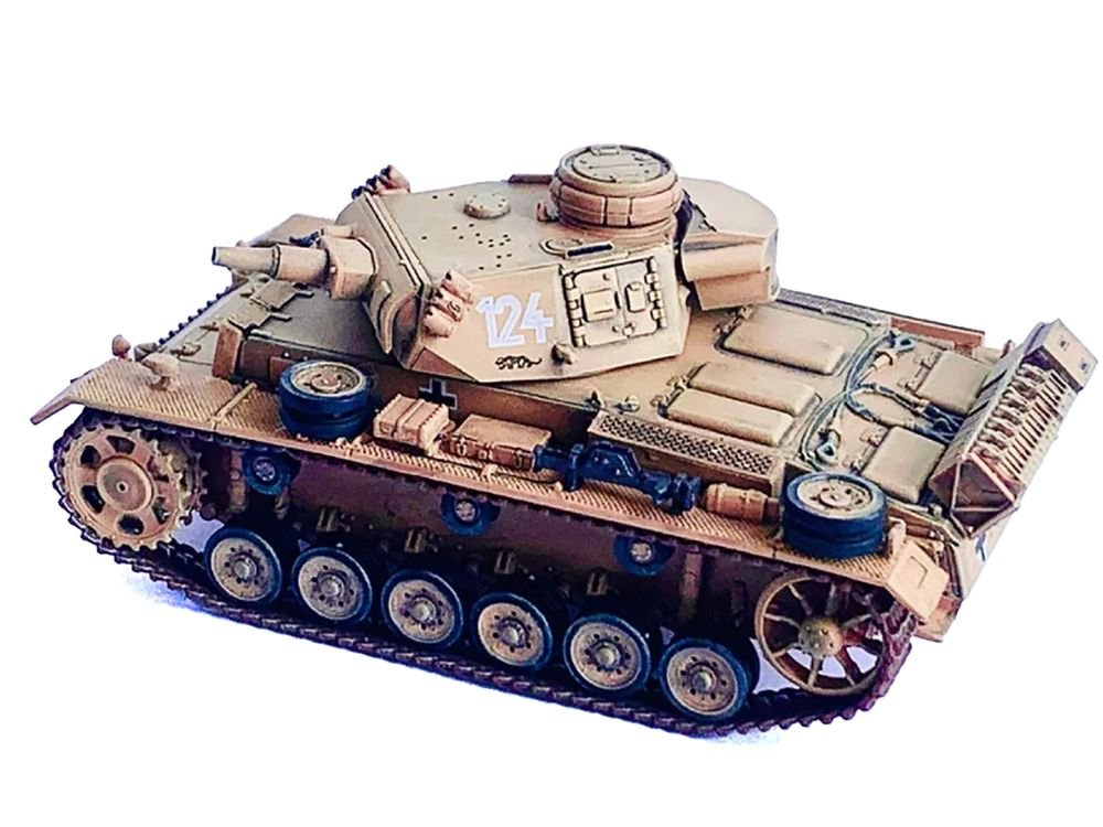 Germany Pz.Kpfw.III Ausf.N DAK Tank #124 "s.Pz.Abt.501 Tunisia Tiger Insignia" (1942/43) "NEO Dragon Armor" Series 1/72 Plastic Model by Dragon Models view 2