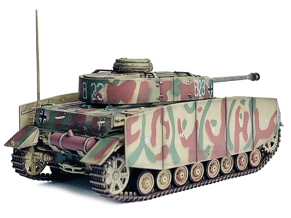 Germany Pz.Kpfw.IV Ausf.H with Schurzen Tank #823 "2.Pz.Div. Normandy" (1944) "NEO Dragon Armor" Series 1/72 Plastic Model by Dragon Models view 3