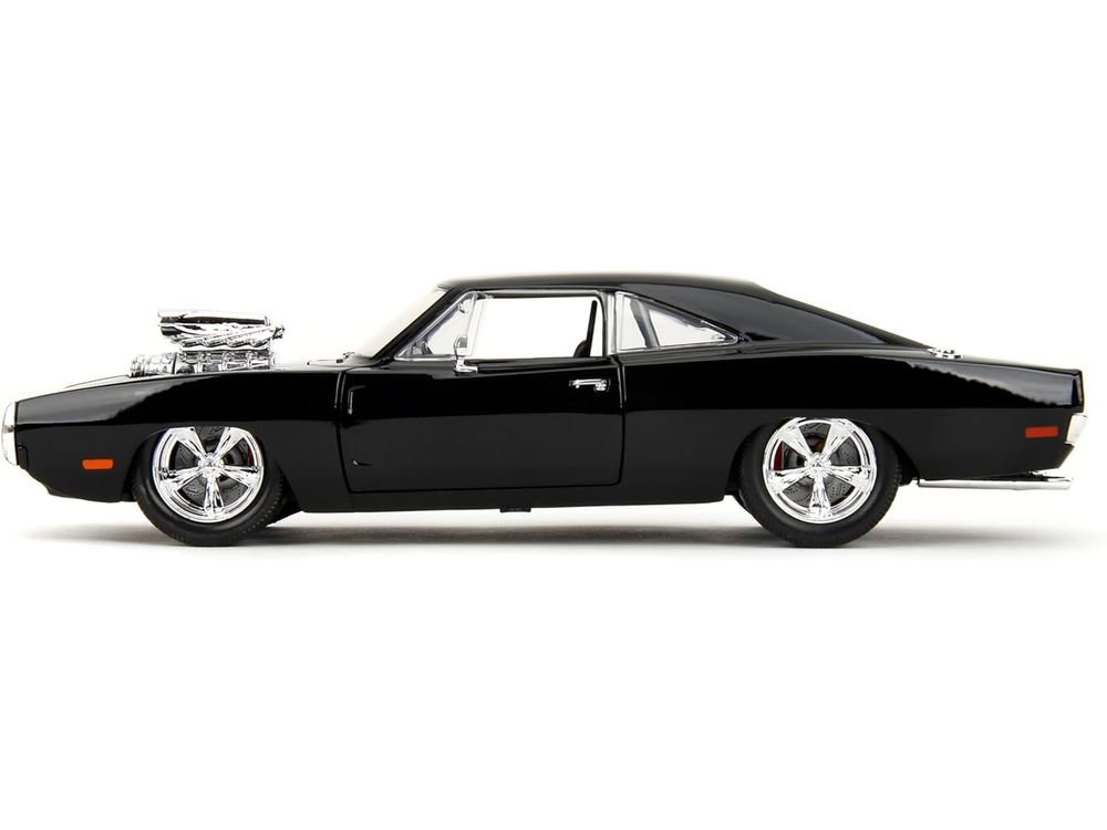 Dodge Charger R/T Black with Dom Diecast Figure "Fast & Furious" (2009) Movie "Hollywood Rides" Series 1/24 Diecast Model Car by Jada view 4