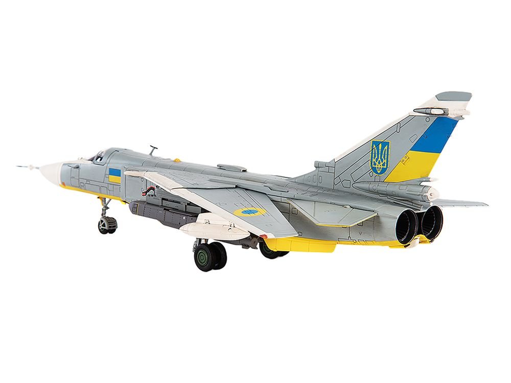 Sukhoi Su-24M Fencer-D Bomber Aircraft "Ukraine War" (2023) Ukrainian Air Force 1/72 Diecast Model by JC Wings view 3