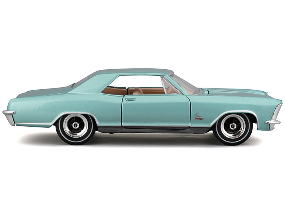 1965 Buick Riviera Gran Sport Light Blue Metallic "Special Edition" Series 1/26 Diecast Model Car by Maisto view 3