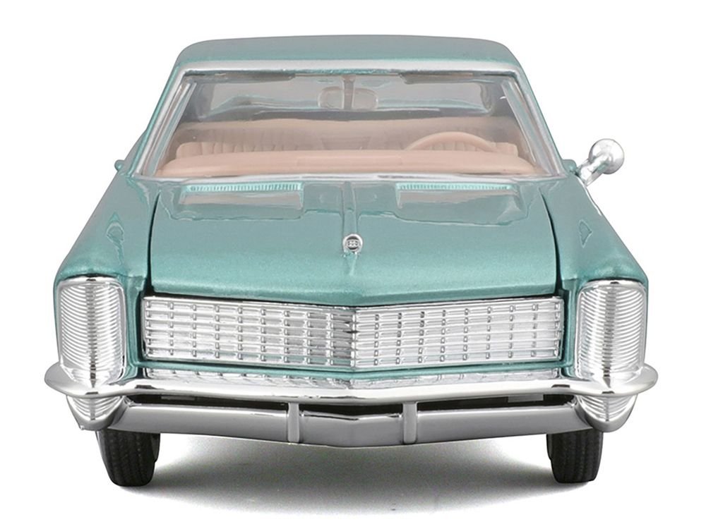 1965 Buick Riviera Gran Sport Light Blue Metallic "Special Edition" Series 1/26 Diecast Model Car by Maisto view 5