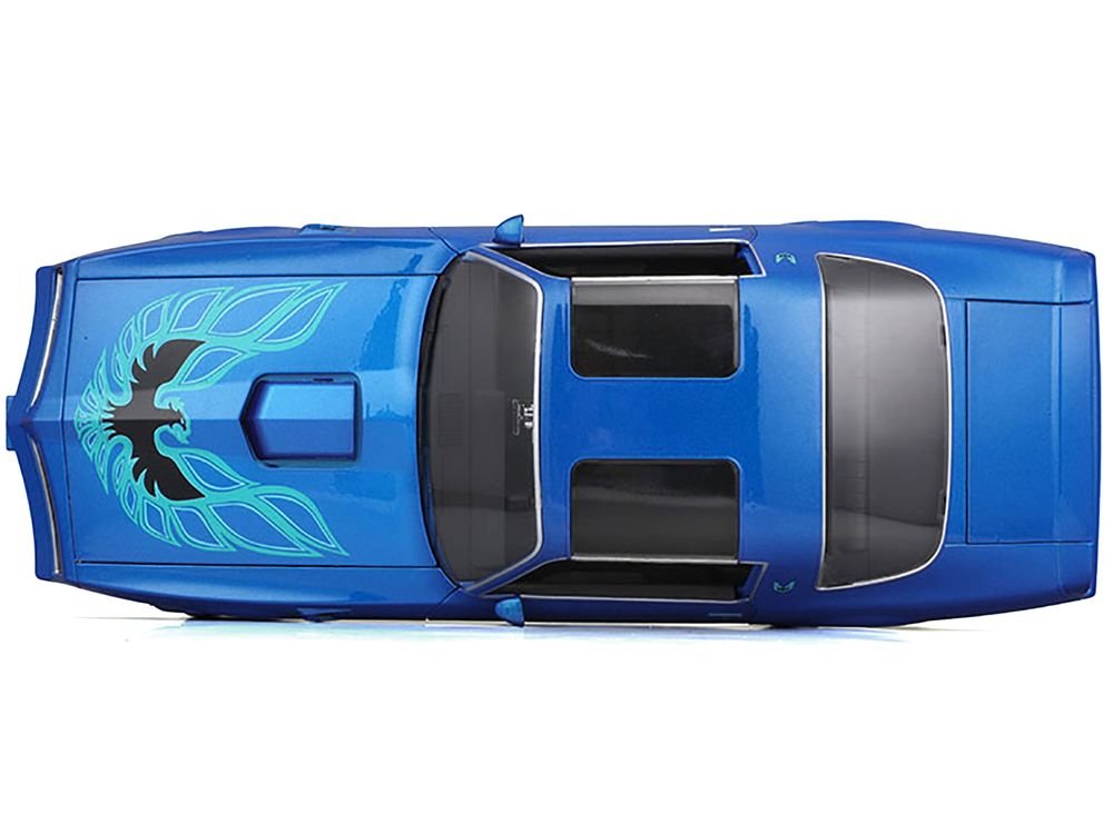 1978 Pontiac Firebird Trans Am Blue Metallic with Hood Graphics "Special Edition" Series 1/18 Diecast Model Car by Maisto view 3