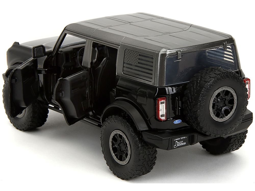 2021 Ford Bronco Badlands Black "Rigid" with Extra Wheels "Just Trucks" Series 1/24 Diecast Model Car by Jada view 4