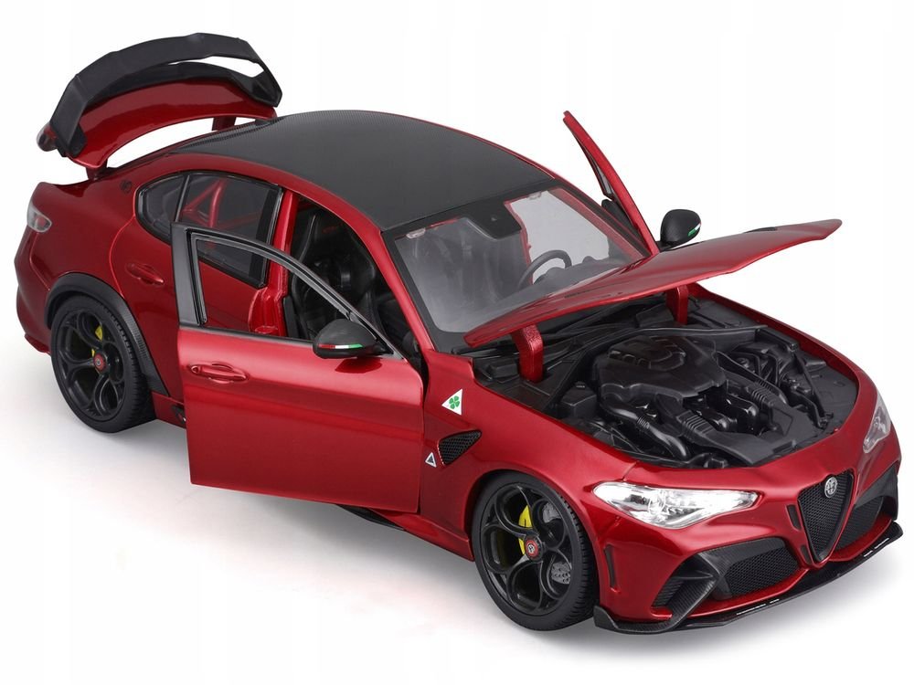 Alfa Romeo Giulia GTA Red Metallic with Carbon Top 1/18 Diecast Model Car by Bburago view 2
