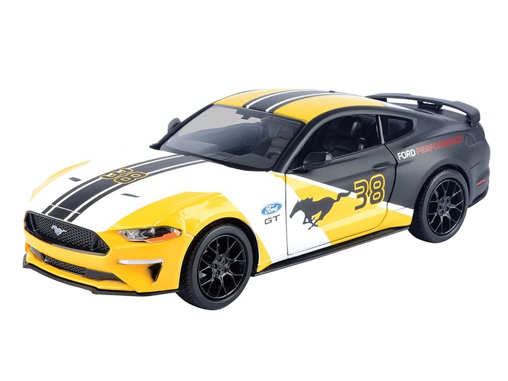 2018 Ford Mustang GT #38 White and Matt Black with Yellow Graphics "GT Racing" Series 1/24 Diecast Model Car by Motormax view 2