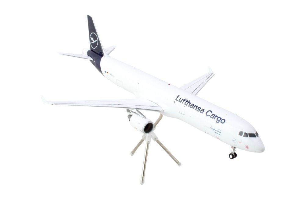 Airbus A321P2F Commercial Aircraft "Lufthansa Cargo" (D-AEUC) White with Blue Tail "Gemini 200" Series 1/200 Diecast Model Airplane by GeminiJets view 2