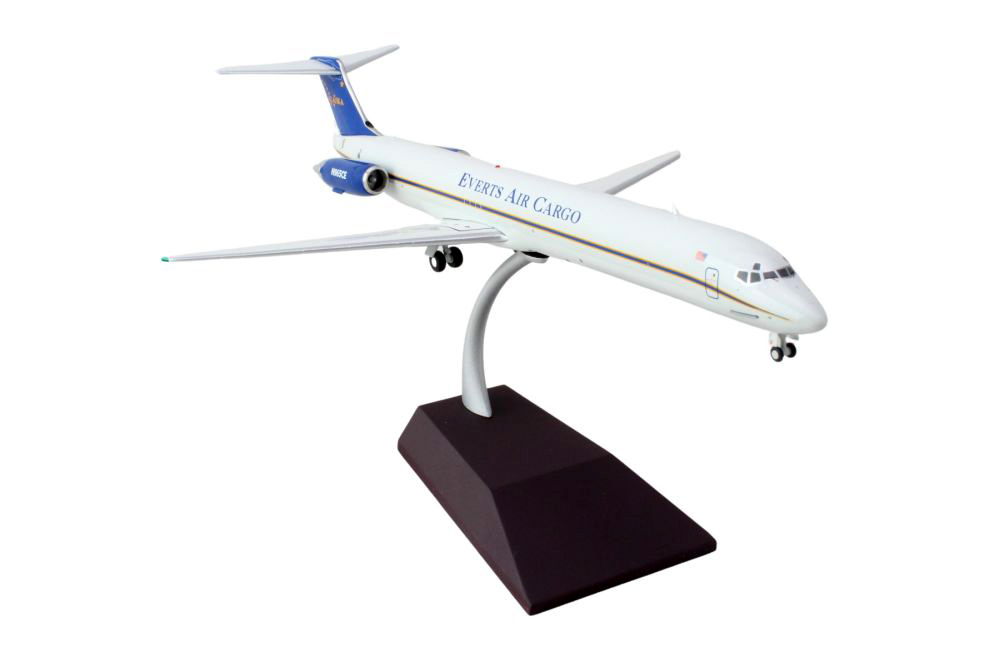 McDonnell Douglas MD-88 Commercial Aircraft "Everts Air Cargo" (N965CE) White with Blue Tail "Gemini 200" Series 1/200 Diecast Model Airplane by GeminiJets view 2