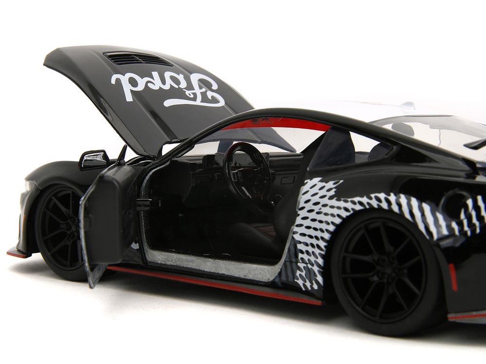 2024 Ford Mustang Dark Horse Black with White Top and "Mustang Horse Graphics" "Bigtime Muscle" Series 1/24 Diecast Model Car by Jada view 3