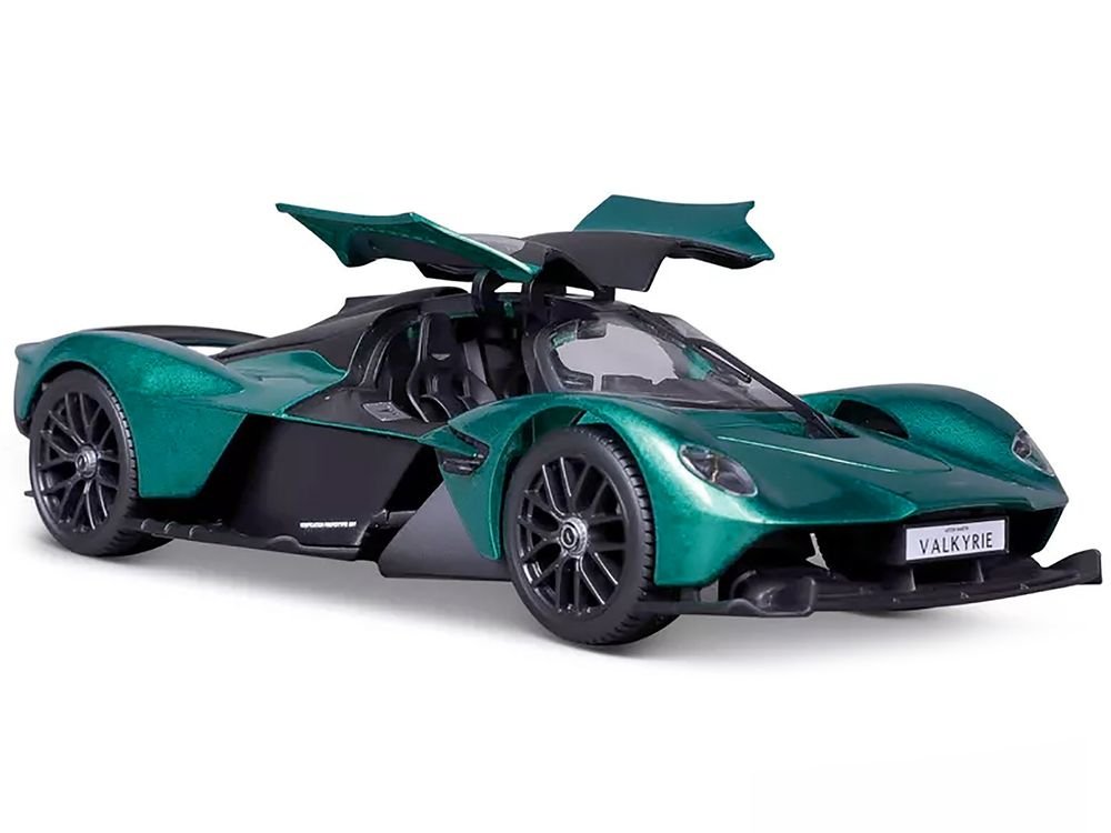 Aston Martin Valkyrie Green Metallic with Matt Black Top "Special Edition" Series 1/18 Diecast Model Car by Maisto view 3