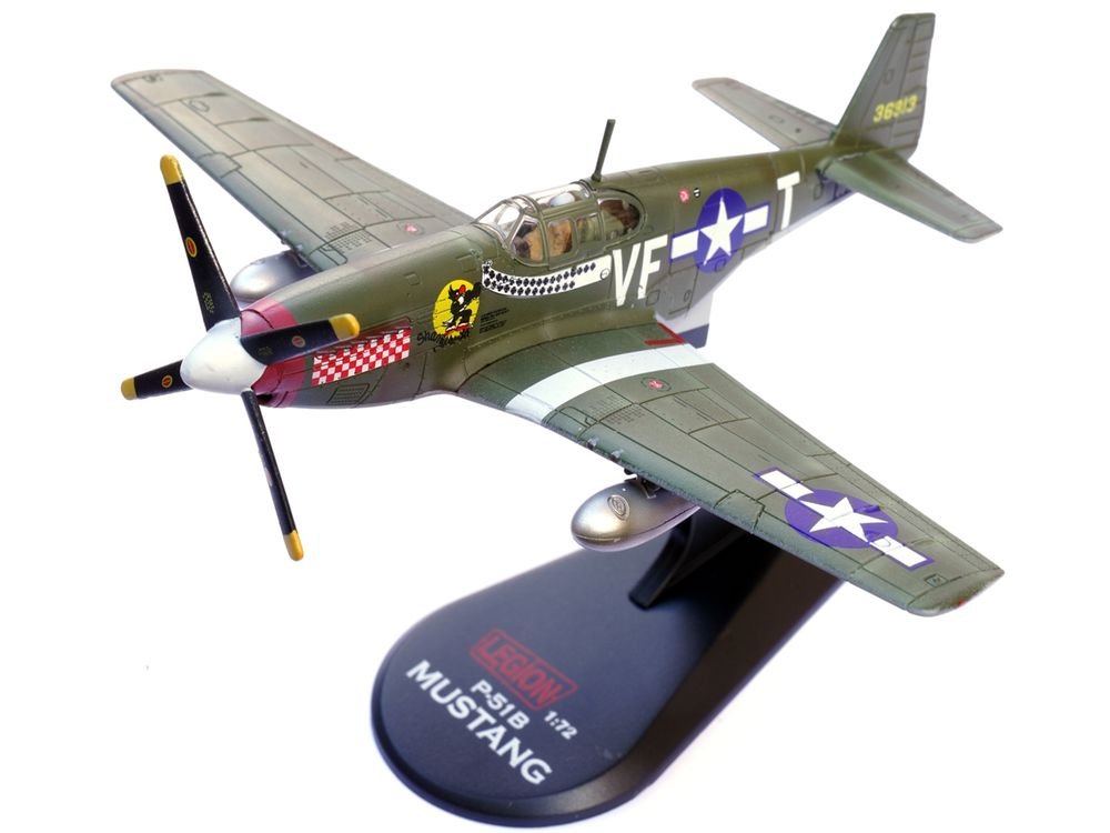 North American P-51B Mustang Aircraft "Shangri-La 336th Fighter Squadron 4th Fighter Group" (1944) United States Army Air Forces 1/72 Diecast Model Airplane by Legion view 4