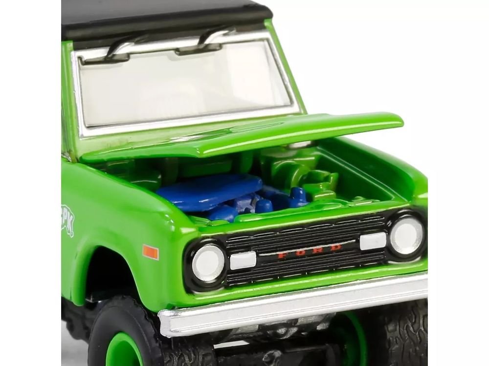 1969 Ford Bronco "Garbage Pail Kids: Super Snotty" Green with Black Top "San Diego Comic-Con 2024 Exclusive" 1/64 Diecast Model Car by Greenlight view 2