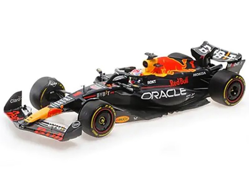 Red Bull Racing RB19 #1 Max Verstappen "Oracle" Winner F1 Formula One "Italian GP" (2023) with Driver Limited Edition to 160 pieces Worldwide 1/18 Diecast Model Car by Minichamps view 2