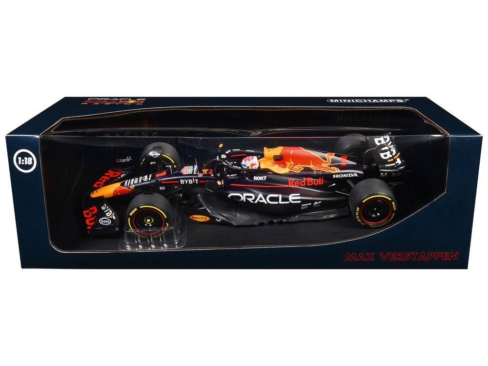 Red Bull Racing RB19 #1 Max Verstappen "Oracle" Winner F1 Formula One "Italian GP" (2023) with Driver Limited Edition to 160 pieces Worldwide 1/18 Diecast Model Car by Minichamps view 3