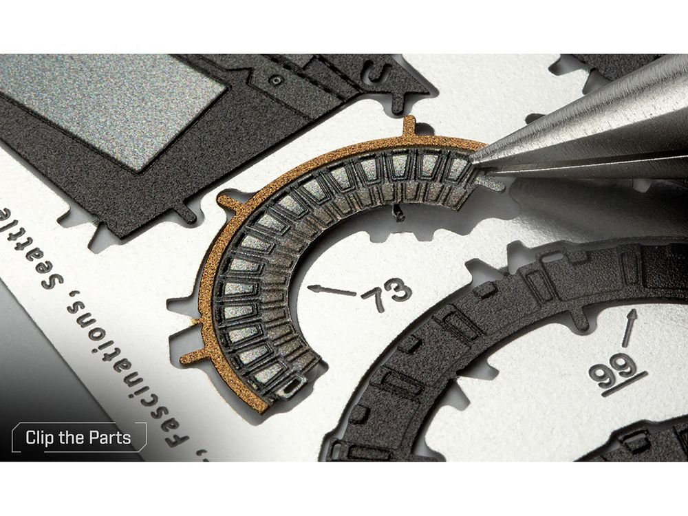 Model Kit Batman Tumbler "The Dark Knight Trilogy" (2005-2012) Movies (Challenging Difficulty) Steel Model by Metal Earth view 4