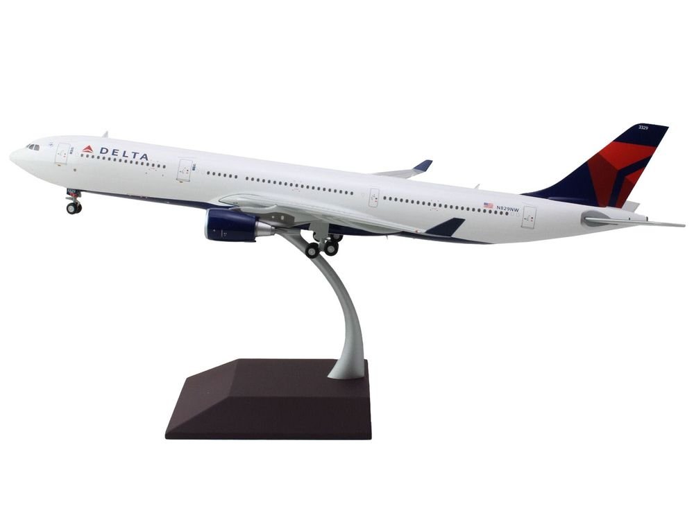 Airbus A330-300 Commercial Aircraft "Delta Air Lines" (N829NW) White with Blue and Red Tail "Gemini 200" Series 1/200 Diecast Model Airplane by GeminiJets view 3