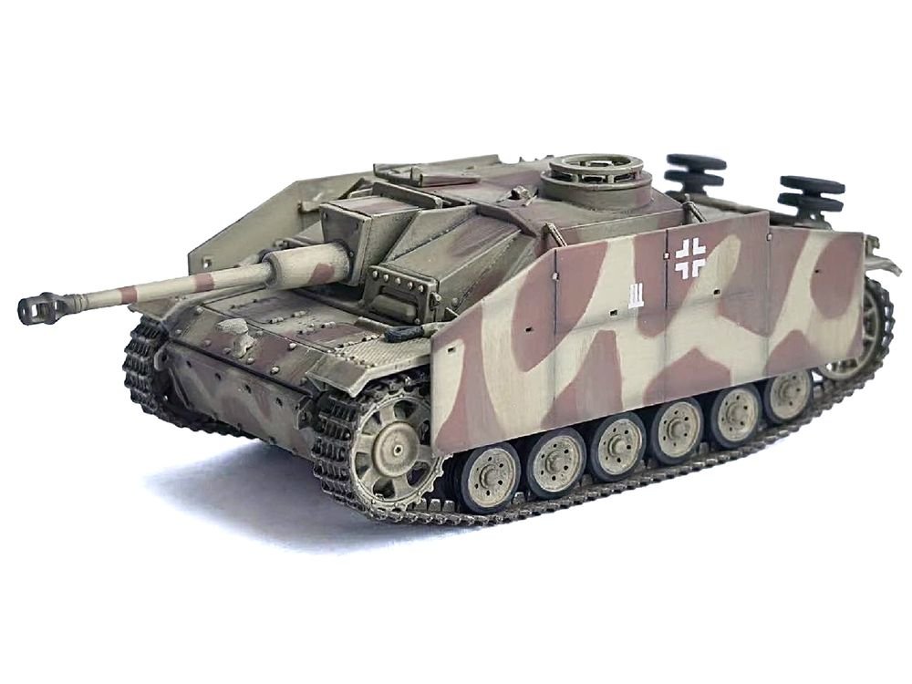 Germany StuG III Ausf. G "Early Production" with Schurzen Tank "Pz.Gren.Div. Totenkopf Kursk" (1943) "NEO Dragon Armor" Series 1/72 Plastic Model by Dragon Models view 2