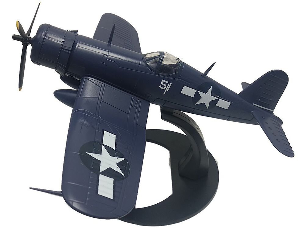 Vought F4U-1D Corsair Fighter Aircraft "Robert Wade VMF-323 Death Rattlers Yontan Airfield Okinawa" (1945) United States Marine Corps "Planes of World War II" Series 1/72 Diecast Model Airplane by Luppa view 2