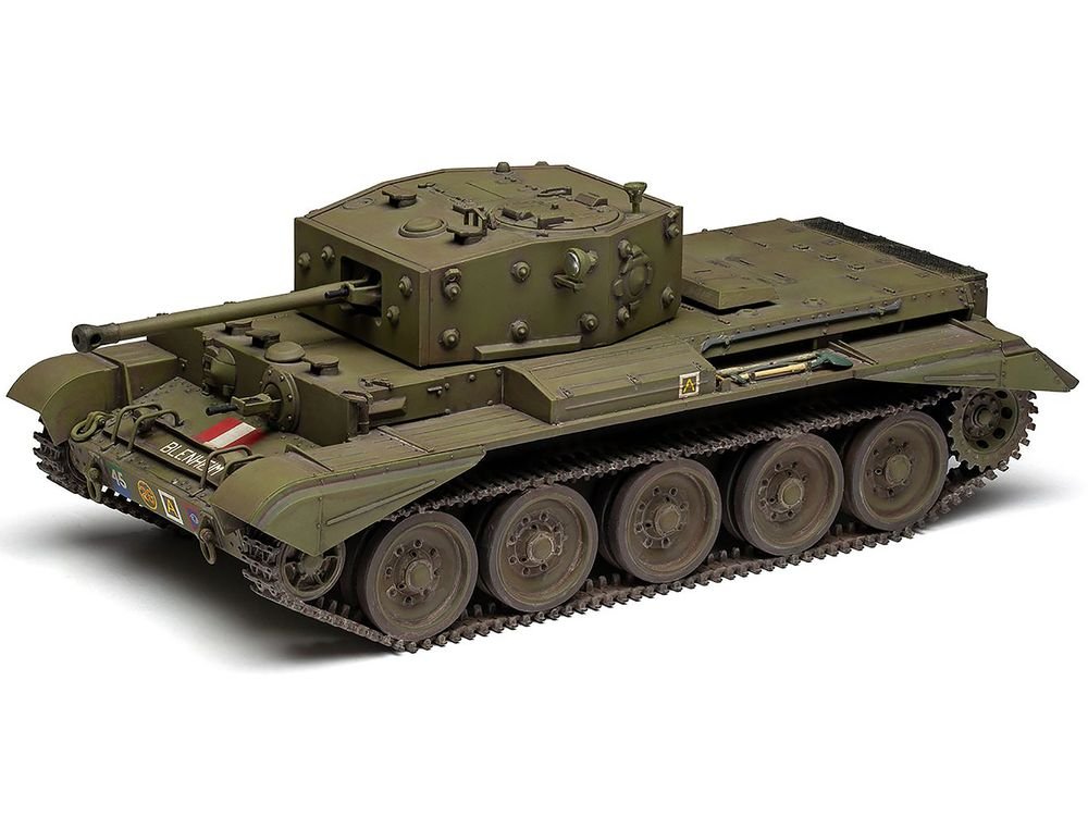 Level 3 Model Kit Cromwell Mk.IV / Mk.VI Cruiser Tank with 2 Scheme Options 1/35 Plastic Model Kit by Airfix view 3