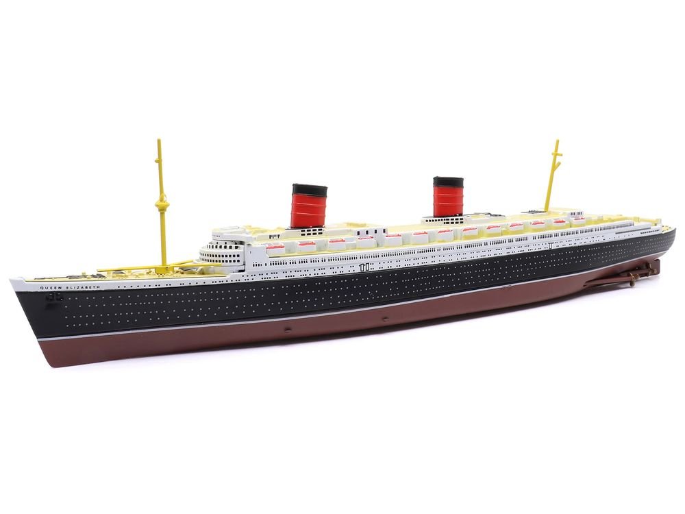 RMS Queen Elizabeth Passenger Ship 1/1250 Diecast Model by Legendary Cruise Ships view 2
