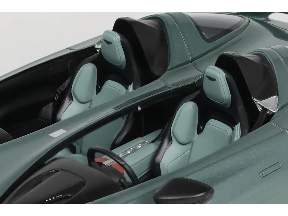 Aston Martin V12 Speedster Green Metallic 1/18 Model Car by GT Spirit view 2