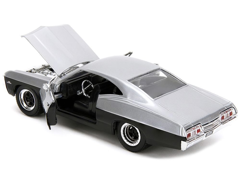 1967 Chevrolet Impala SS Silver Metallic and Black "Bigtime Muscle" Series 1/24 Diecast Model Car by Jada view 3