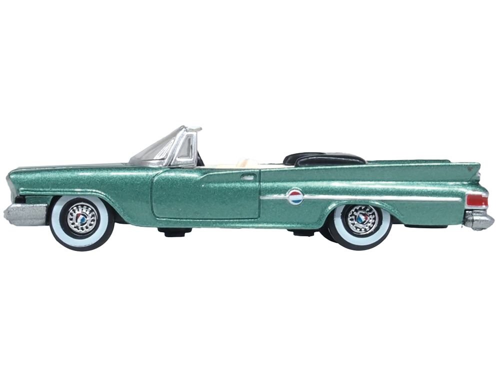 1961 Chrysler 300 Convertible Pinewood Green Metallic 1/87 (HO) Scale Diecast Model Car by Oxford Diecast view 2