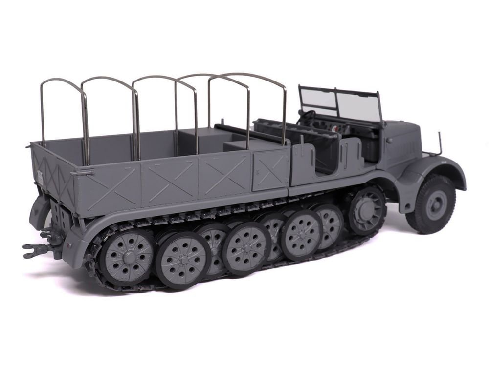 Sd.Kfz. 9 18-Ton FAMO AFV Gray "German Army" 1/43 Diecast Model by Militaria Die Cast view 3