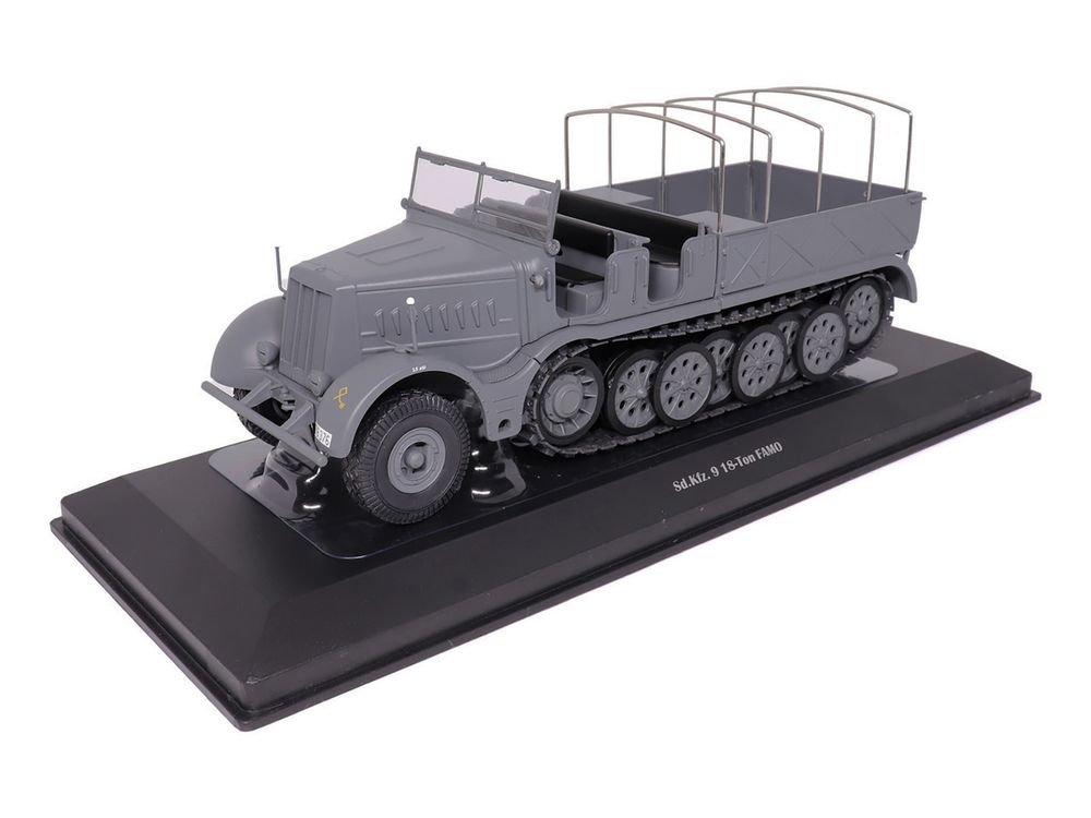 Sd.Kfz. 9 18-Ton FAMO AFV Gray "German Army" 1/43 Diecast Model by Militaria Die Cast view 4