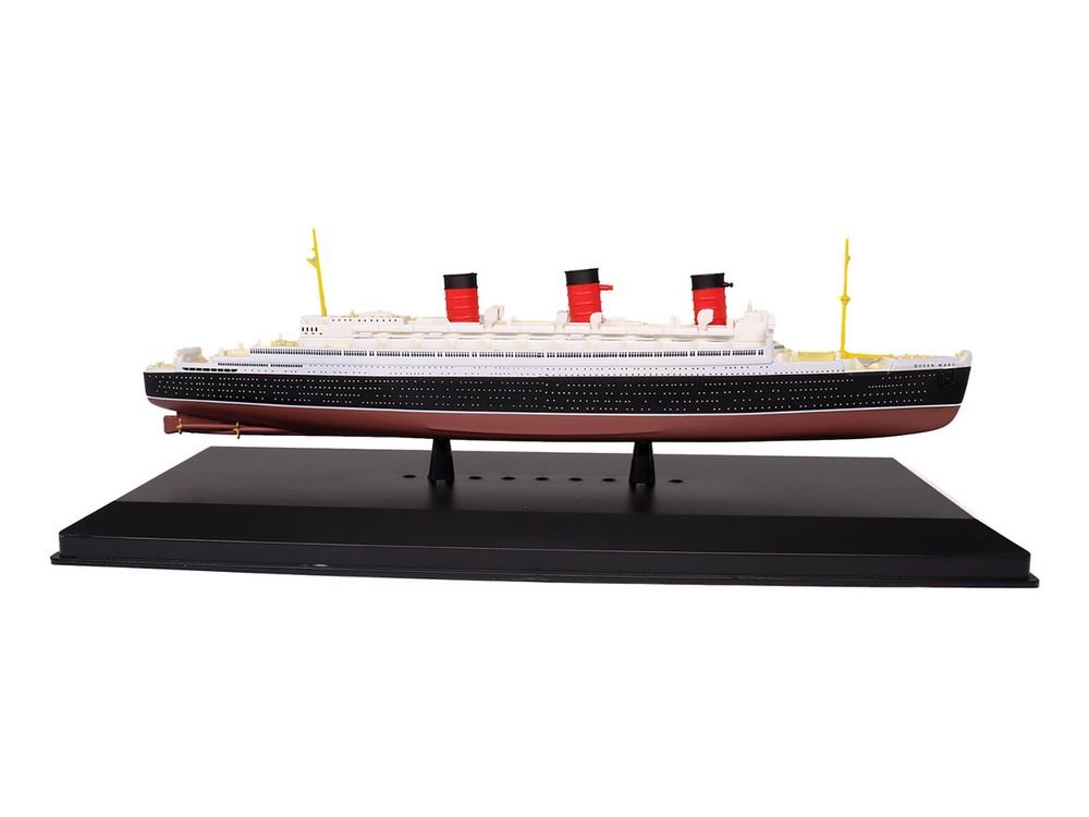 RMS Queen Mary Passenger Ship 1/1250 Diecast Model by Legendary Cruise Ships view 3