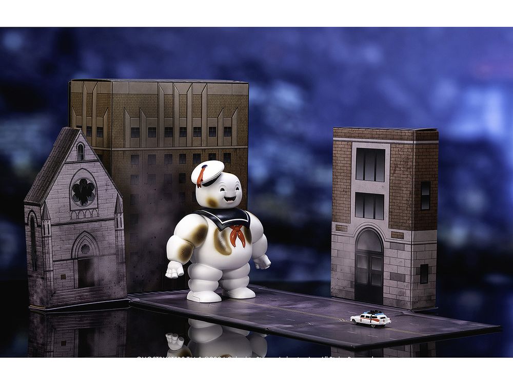 "Ghostbusters" 6" Stay Puft Marshmallow Man Figure with Nano Ecto-1 Car Diorama Set "Ghostbusters" (1984) Movie "Next Level" Series Model by Jada view 5