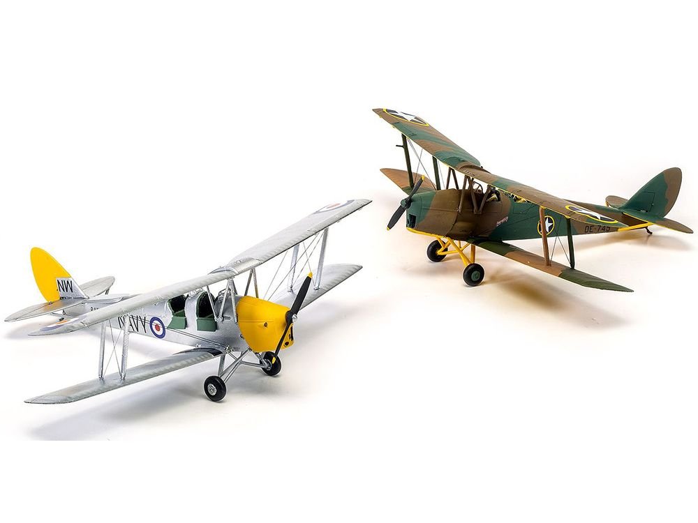 Level 2 Model Kit De Havilland Tiger Moth Aircraft with 2 Scheme Options 1/72 Plastic Model Kit by Airfix view 2