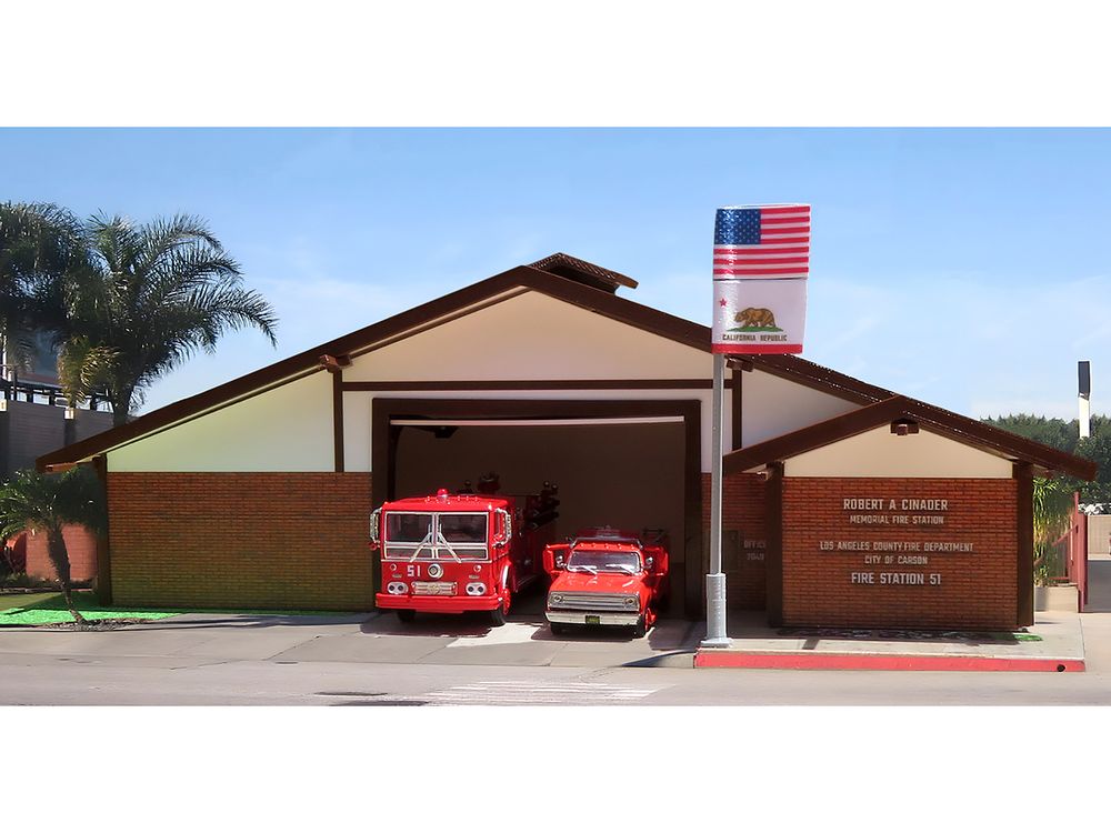 Fire Station 51 LACoFD (Los Angeles County Fire Department) Diorama EZ Assembly Kit "Emergency!" (1972-1977) TV Series 1/87 (HO) Model by Iconic Replicas view 2