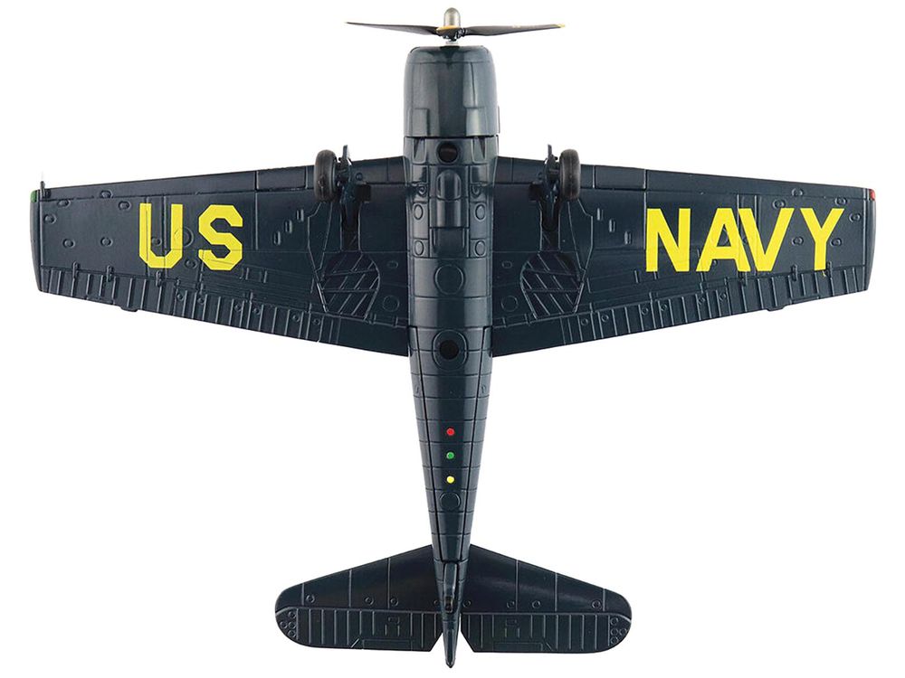 Grumman F6F-5 Hellcat Fighter Aircraft "Blue Angels #2" (1946) United States Navy "Air Power Series" 1/72 Diecast Model by Hobby Master view 3