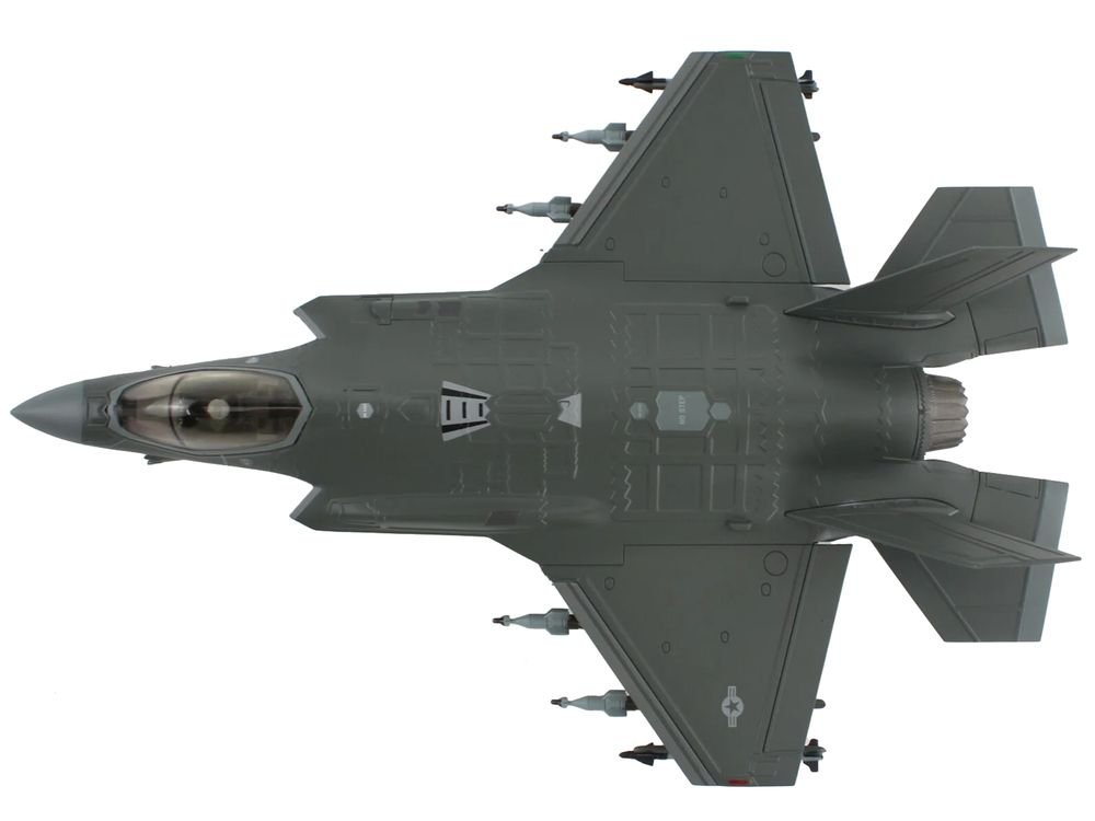 Lockheed Martin F-35A Lightning II Aircraft "100th Fighter Squadron Alabama Air National Guard" (2023) United States Air Force "Air Power Series" 1/72 Diecast Model by Hobby Master view 4
