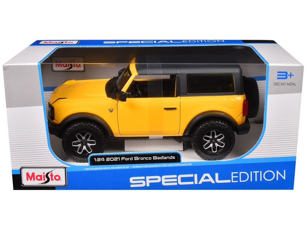 2021 Ford Bronco Badlands Yellow with Black Top "Special Edition" 1/24 Diecast Model Car by Maisto view 3