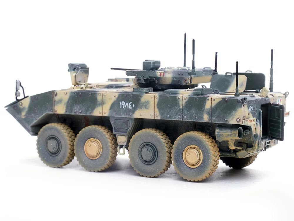 Bumerang (Object K-17) IFV (Infantry Fighting Vehicle) "Russian Army" Mixed Camouflage "Armor Premium" Series 1/72 Diecast Model by Panzerkampf view 3